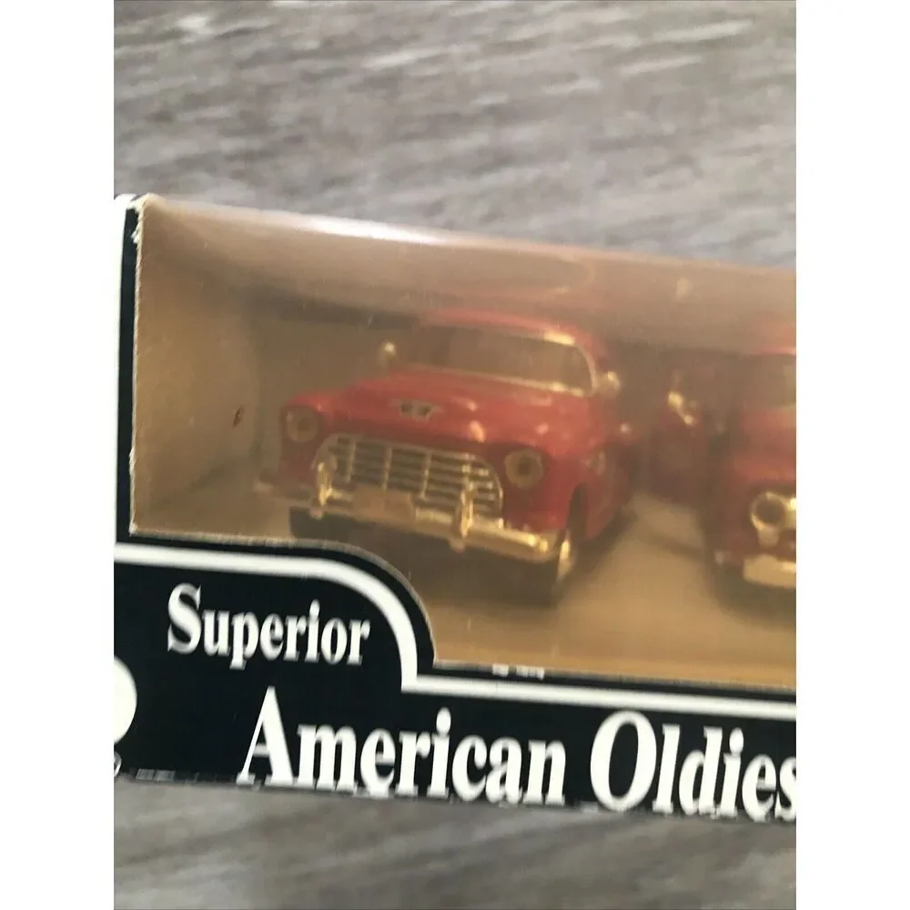 Superior American Oldies 1/34 Diecast Texaco Ford & Chevy Pickup Trucks. Read